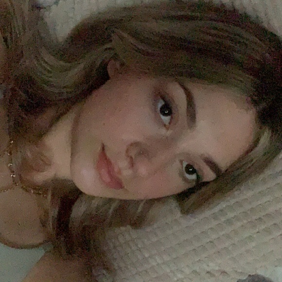 Meet your Posher, Kassandra - Picture 1 of 1